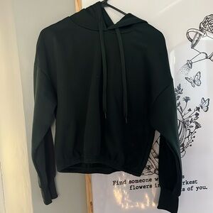 Cropped hoodie